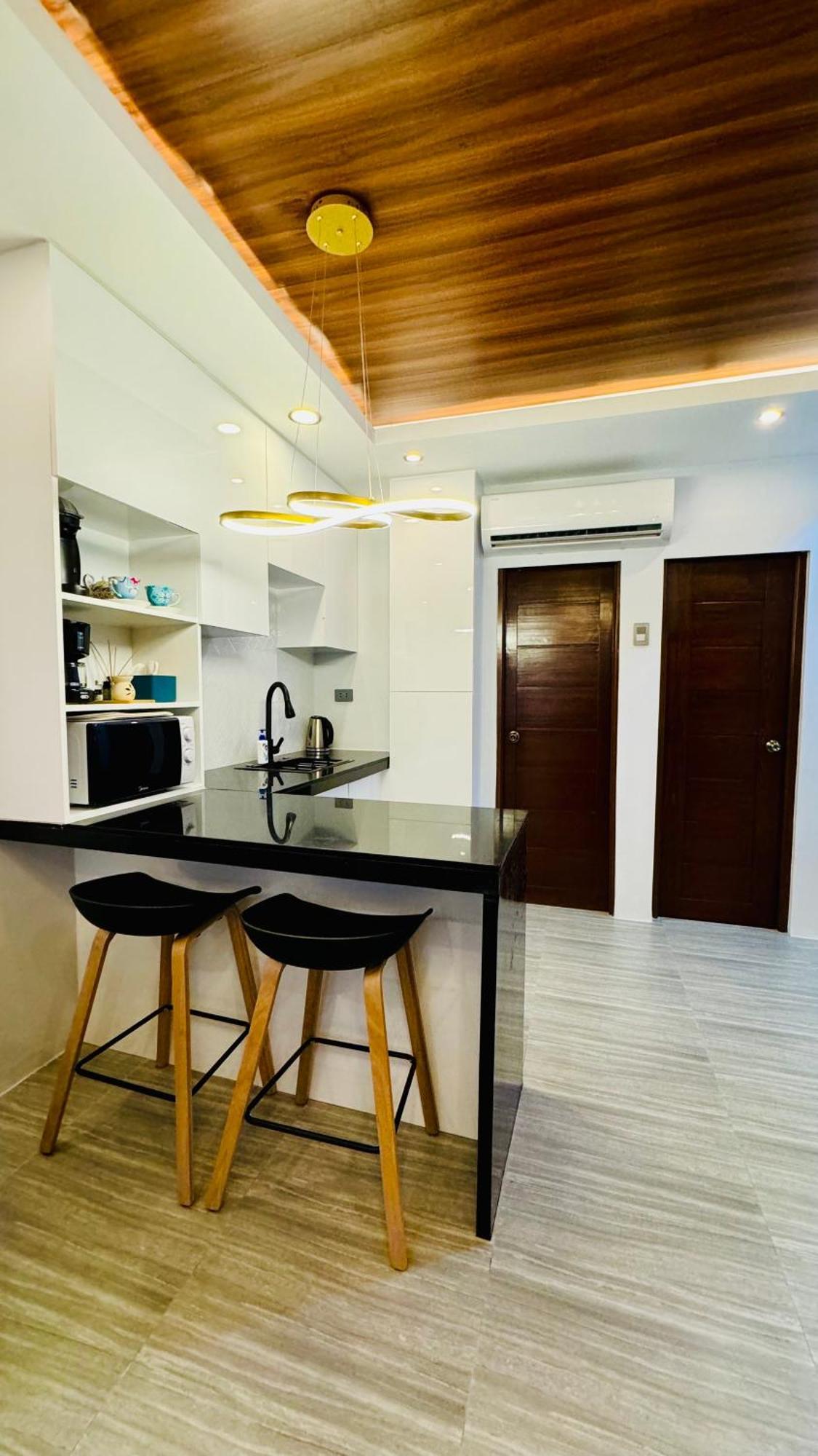 2 Bedroom Townhouse In Mabolo Malolos Bulacan Exterior foto